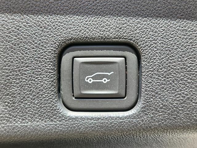 2024 Chevrolet Traverse LS