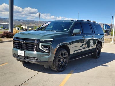 2025 Chevrolet Suburban RST