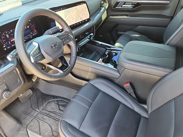 2025 Chevrolet Suburban RST