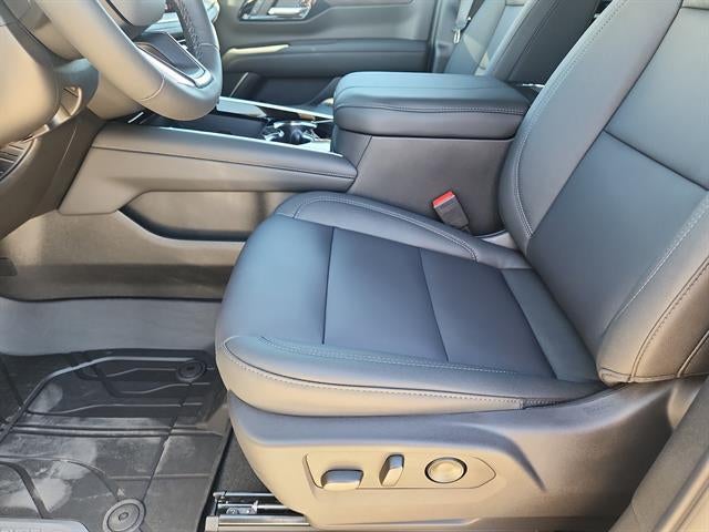 2027 Chevrolet Tahoe LT - Photo 8