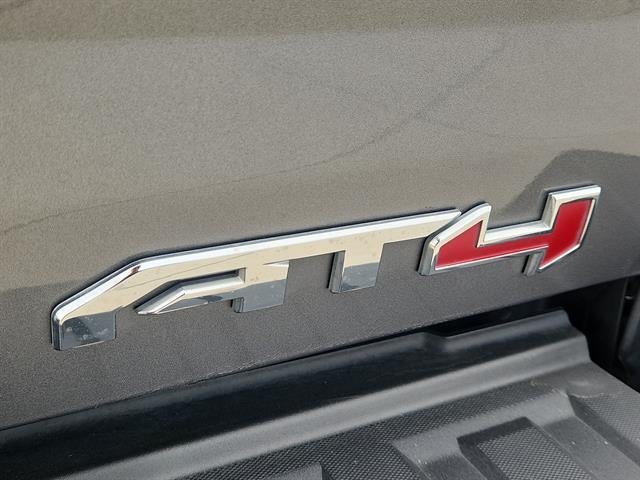 2021 GMC Canyon 4WD AT4 w/Leather