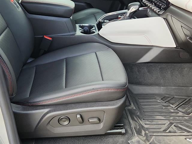 2023 GMC Canyon AT4X