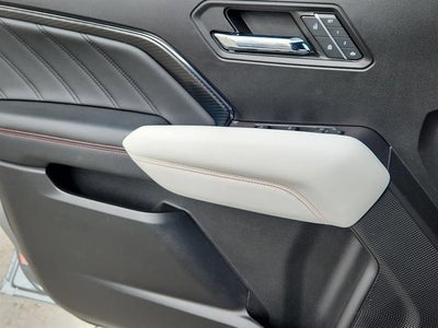 2023 GMC Canyon AT4X