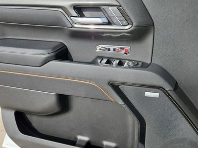 2025 GMC Sierra 1500 AT4