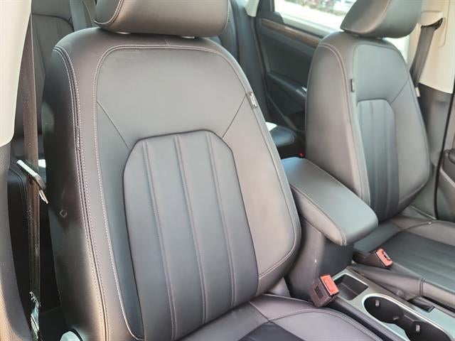 2022 Volkswagen Passat 2.0T Limited Edition