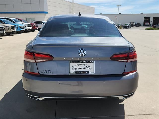 2022 Volkswagen Passat 2.0T Limited Edition
