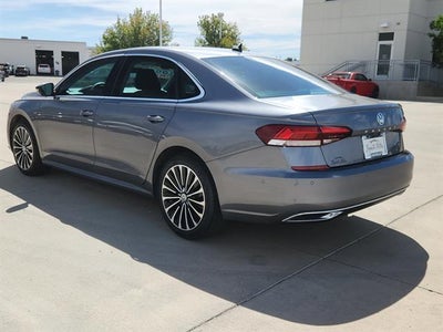 2022 Volkswagen Passat 2.0T Limited Edition