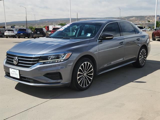 2022 Volkswagen Passat 2.0T Limited Edition