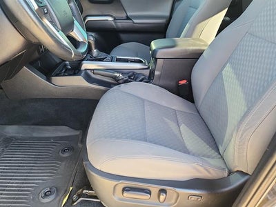 2022 Toyota Tacoma 4WD SR