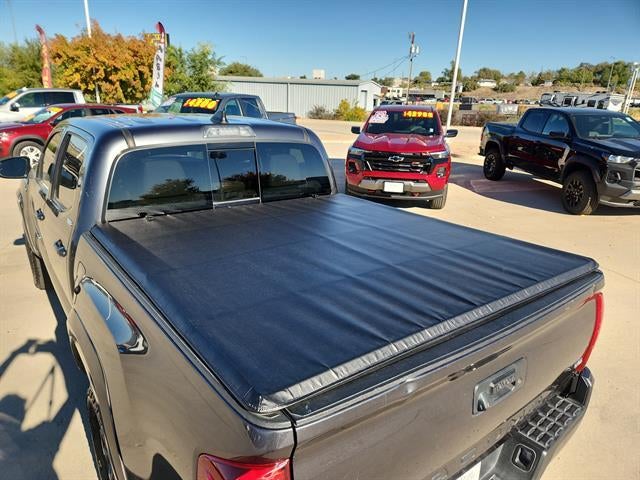 2022 Toyota Tacoma 4WD SR