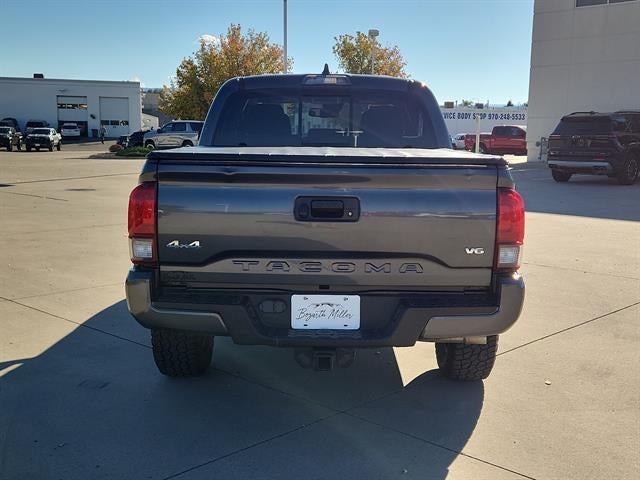2022 Toyota Tacoma 4WD SR