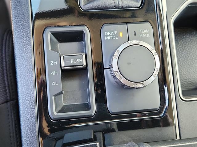 2023 Toyota Tundra 4WD SR5