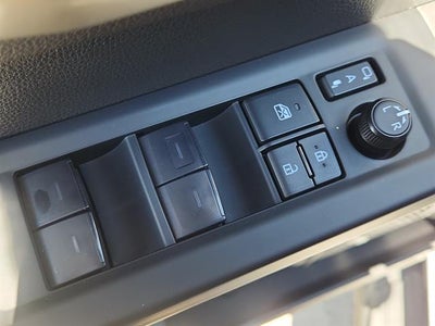2025 Toyota Tundra 4WD SR5