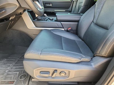 2025 Toyota Tundra 4WD SR5