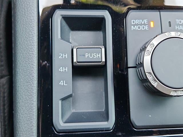2025 Toyota Tundra 4WD SR5