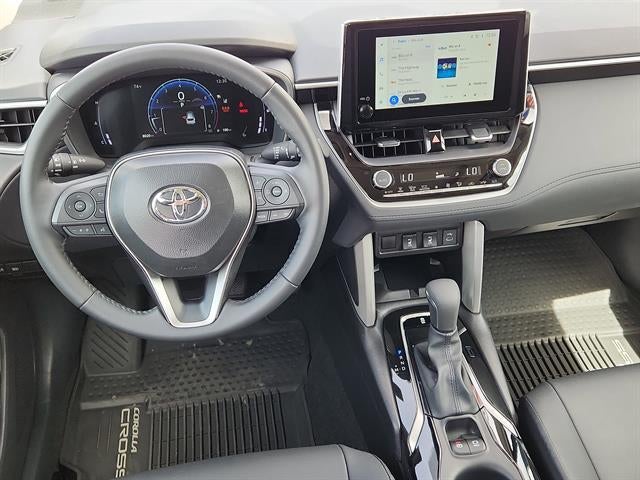 2025 Toyota Corolla Cross XLE