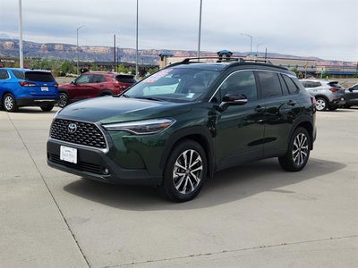 2025 Toyota Corolla Cross XLE