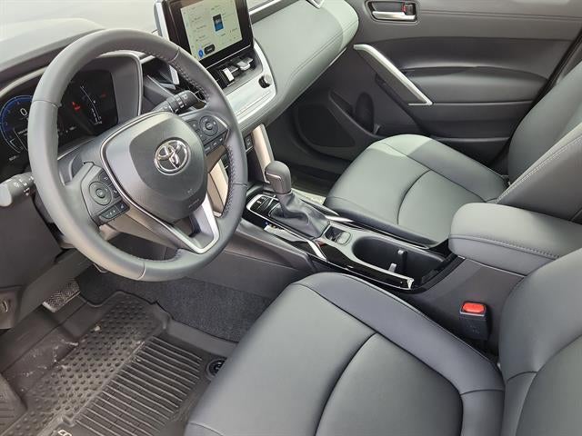 2025 Toyota Corolla Cross XLE