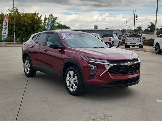 2025 Chevrolet Trax LS